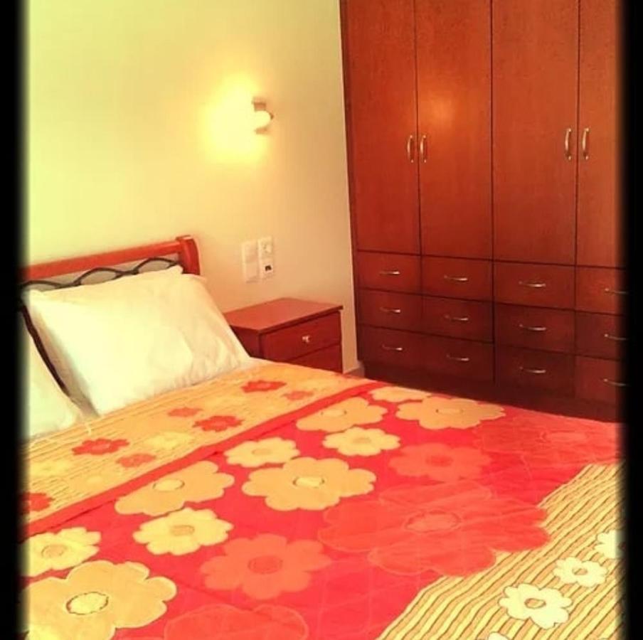 Golden Sun Apartment Rovies Luaran gambar
