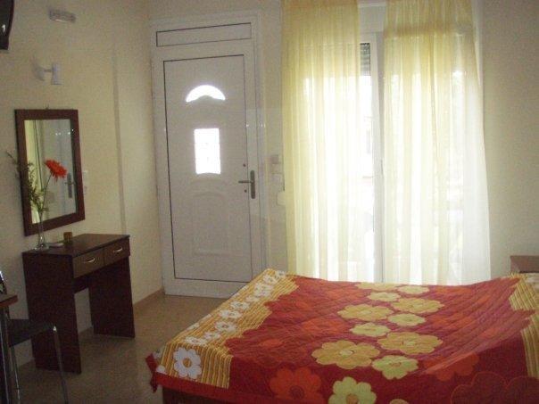Golden Sun Apartment Rovies Bilik gambar