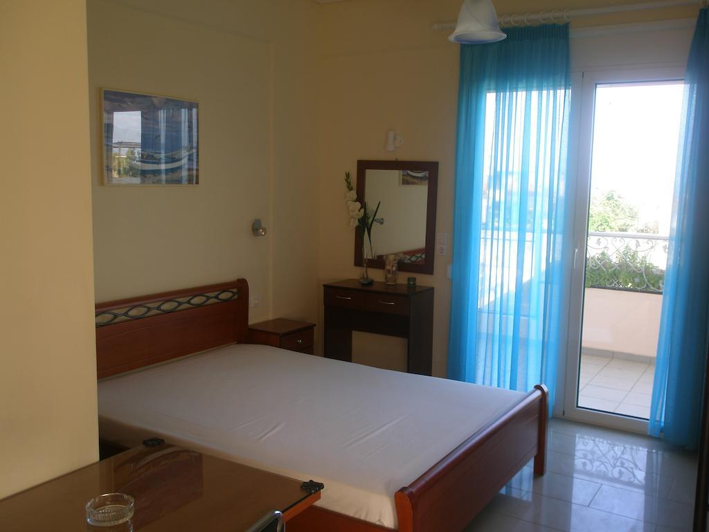 Golden Sun Apartment Rovies Luaran gambar